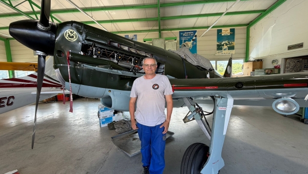 À l’aérodrome de Bex, un morceau unique de l’histoire aéronautique survit encore